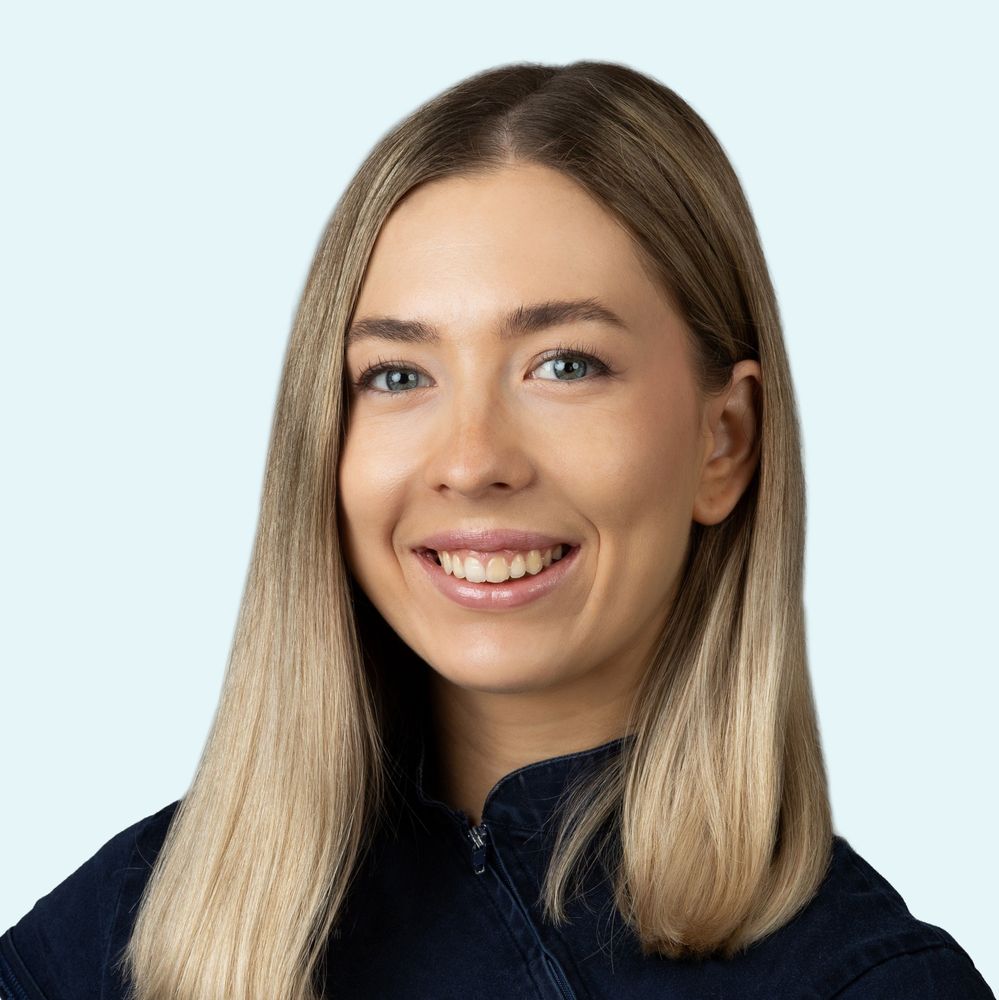 Dr. Lili Regéczy