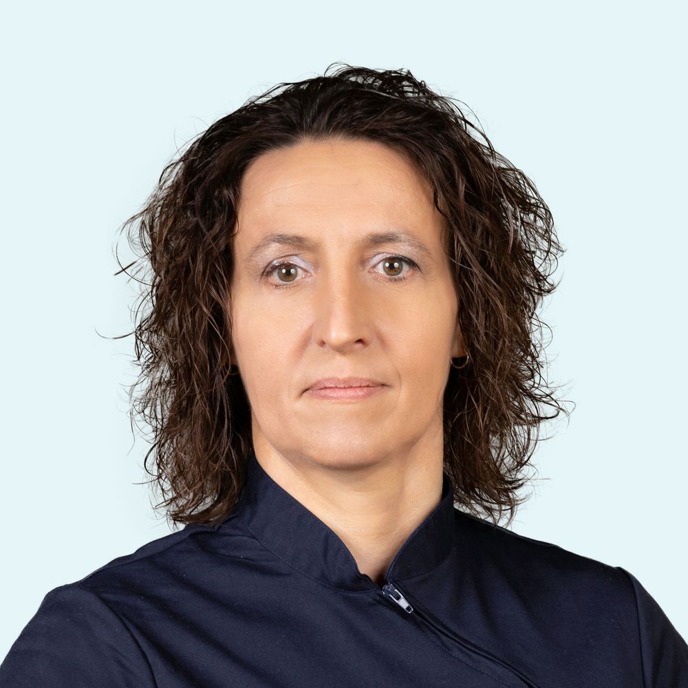 Dr. Hajnalka Pöltz